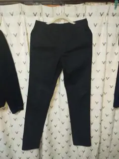ユニクロブラック スリムフィット チノパン 73cm