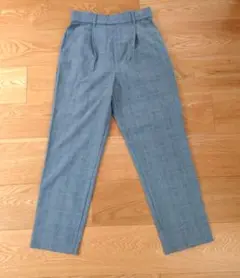 grove レディース　テーパードパンツ　Sサイズ