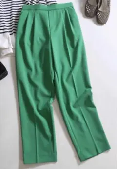 グローバルワーク　うつくシルエットテーパードパンツ　グリーンM