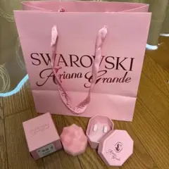 Ariana Grande x Swarovski ハートピアスのケース 紙袋