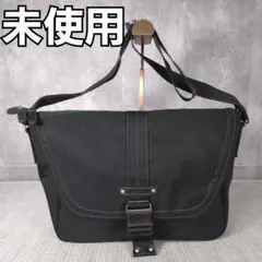 未使用　Paul Smith　ショルダーバッグ　メッセンジャーバッグ　斜め掛け
