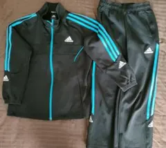adidas ジャージ上下セット　ズボン130上着140