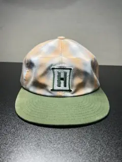 HUF 6パネルキャップ　チェック柄