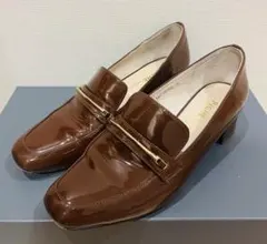 PICHE ABAHOUSE エナメルパンプス ブラウン 22.5cmのサムネイル