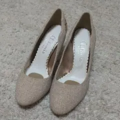 最終値下げ！新品！artemisDIANA ヒールパンプスのサムネイル