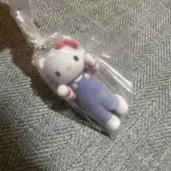ハローキティ オーバーオールキーホルダー