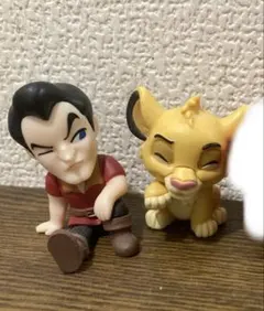 ディズニー フィギュア ガチャガチャ 肩ズン