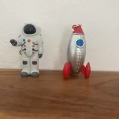 キッカーランド アストロノーツ キーチェーン KIKKERLAND ロケット
