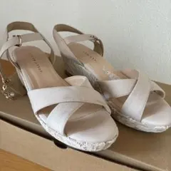 JELLY BEANS ベージュ クロスストラップ サンダル