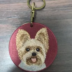 ヨークシャテリア両面刺繍キーホルダー　残り3点