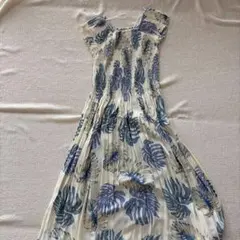 Sunny フローラルプリント ノースリーブワンピース