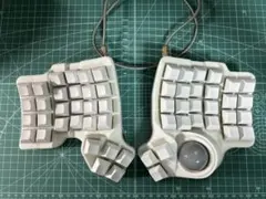 Charybdis MK2 自作分割ワイヤレスキーボード zmk - メルカリ