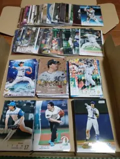 M*M様 bbm topps まとめ 約200枚+銀箔サイン30枚以上+シリアル