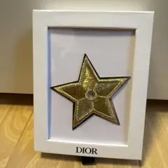 Dior ゴールド星型ブローチ