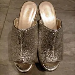 Flicka シルバー グリッターウェッジサンダル お値下✨✨のサムネイル