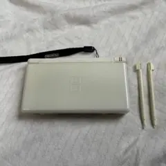 ジャンク　Nintendo DS Lite 本体 ホワイト 白タッチペン2本付