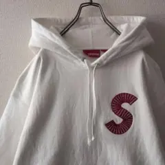 人気☆シュプリーム Sロゴ スモールボックスロゴ パーカー L相当