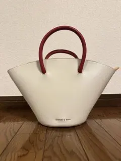【タグ付き】CHARLES & KEITH 2wayハンドバッグ