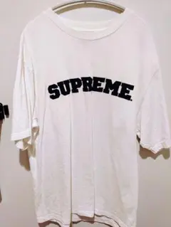 本日の目玉♡即決勝ち！ Supreme ビーズロゴ Tシャツ 買わなきゃ損 