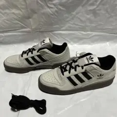 新品 アディダスadidas フォーラム・ロー CL 28cm 白黒