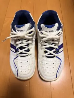 YONEX バドミントンシューズ ホワイト/ブルー　24.5センチ　レディース