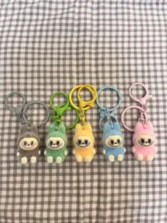 【新品未使用】ラブブ　 マスコット キーホルダー ストラップ　5点セット