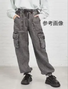 ピンクラテ　ブラックデニム　薄手カーゴパンツ　L 160