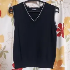 familiar ネイビー Vネック ベスト 110cm