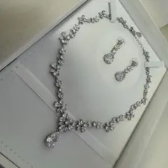 Love Tiara ネックレス ピアス エターナルジルコニア