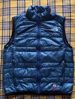 THE NORTH FACE サミットシリーズ　ライトヒート　ダウンベスト