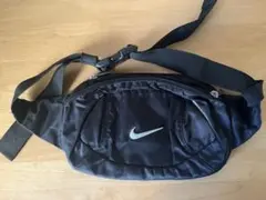 NIKE ナイキ ウエストポーチ ボディバッグ ブラック ロゴ ショルダーバッグ