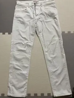 UNIQLO ホワイト デニムパンツ 31インチ