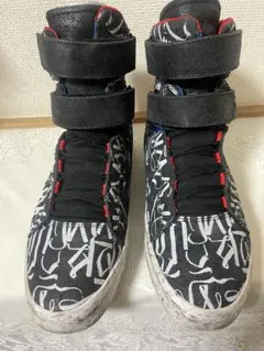 Item thumbnail for item 1926b42d-c515-4d91-bf9f-376e18f34d36