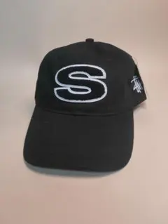 Stussy 8ボールロゴ ブラック ベースボールキャップ - メルカリ