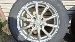 岡山ZACK Sport175/65/15 スタッドレスタイヤ付きアルミホイールのサムネイル