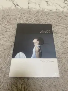 Item thumbnail for item 0b52e270-7ca2-45cc-b017-816a23f11a8b