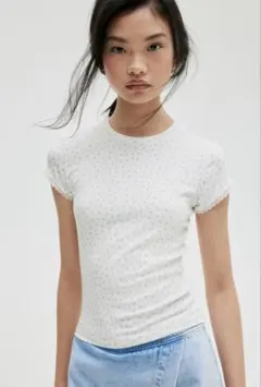 H&M レーストリムリブTシャツ