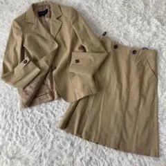 BURBERRY LODON✨スカートセットアップ　ベージュ　メガチェック　刺繍