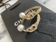 新品未使用coco ゴールド ロゴ パヴェフープピアス激レアSALE❣️