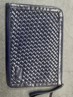 TKネイビー レザー クラッチバッグ