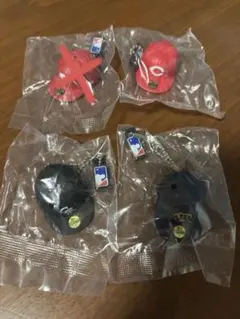 MLBキャップキーホルダー3個セット