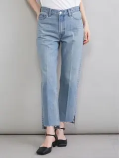 ミラオーウェン　裾段差テーパードデニムパンツ　0サイズ