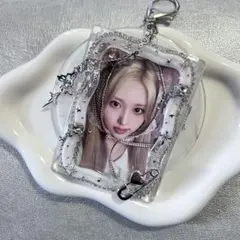 Item thumbnail for item f6120273-b1f3-44d7-8f85-94883d61ed49