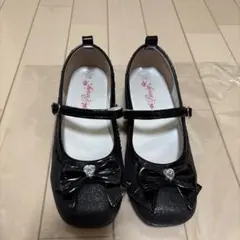 ブラックリボン付きフォーマルシューズ