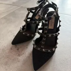 VALENTINO スタッズ付きハイヒール・パンプス