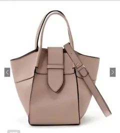 変形バック　ベージュ色