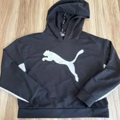 Puma ブラック フード付きパーカー