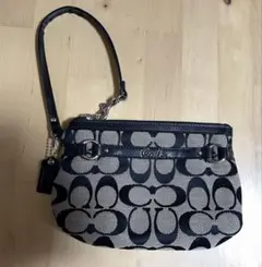 COACH コーチ シグネチャー ポーチ リストレットのサムネイル