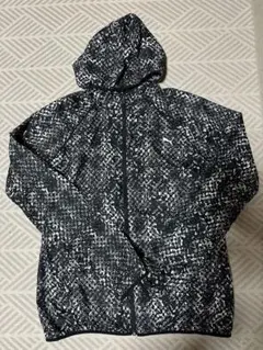 PUMA RUN フード付きウィンドブレーカーふ