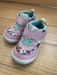 ピンク スニーカー